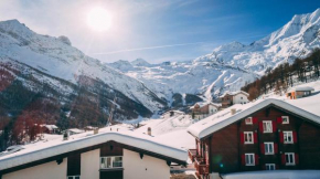 Отель Haus Alpenglück, Саас-Фе